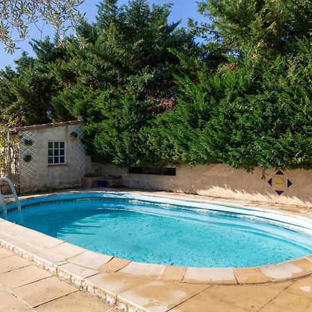 Mas Provencal De 120M2 En Camargue, Avec Piscine Et Parking Inclus, Ideal Pour Des Vacances Arles Exterior foto