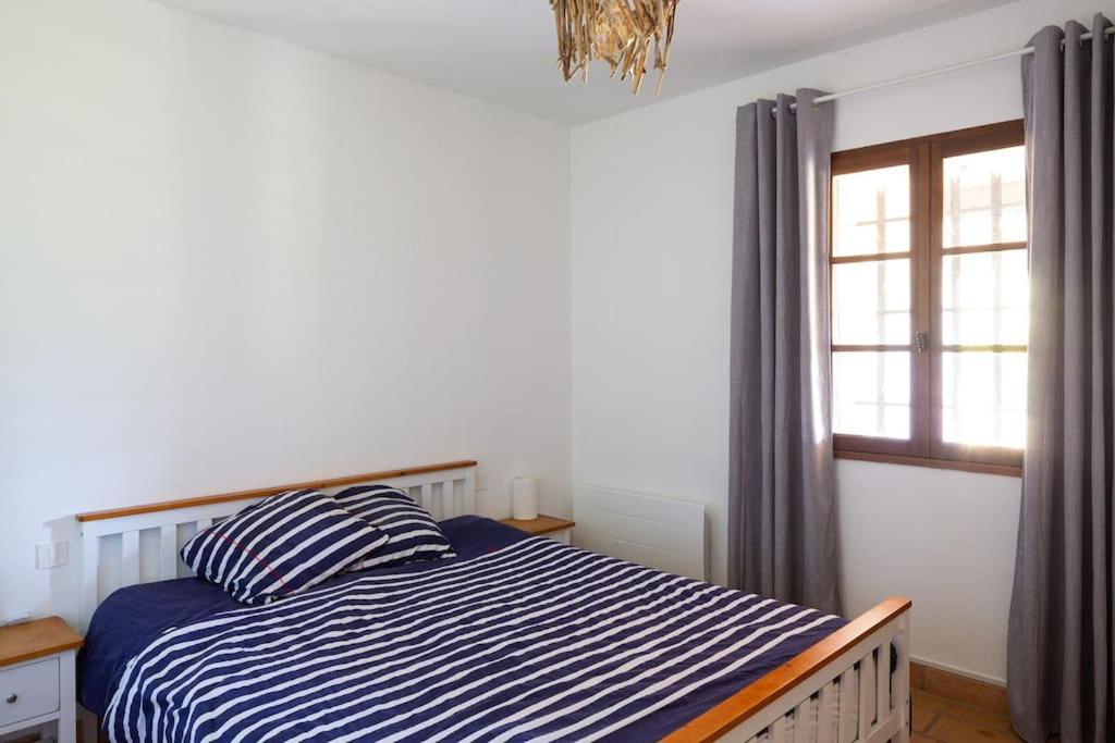 Mas Provencal De 120M2 En Camargue, Avec Piscine Et Parking Inclus, Ideal Pour Des Vacances Arles Exterior foto